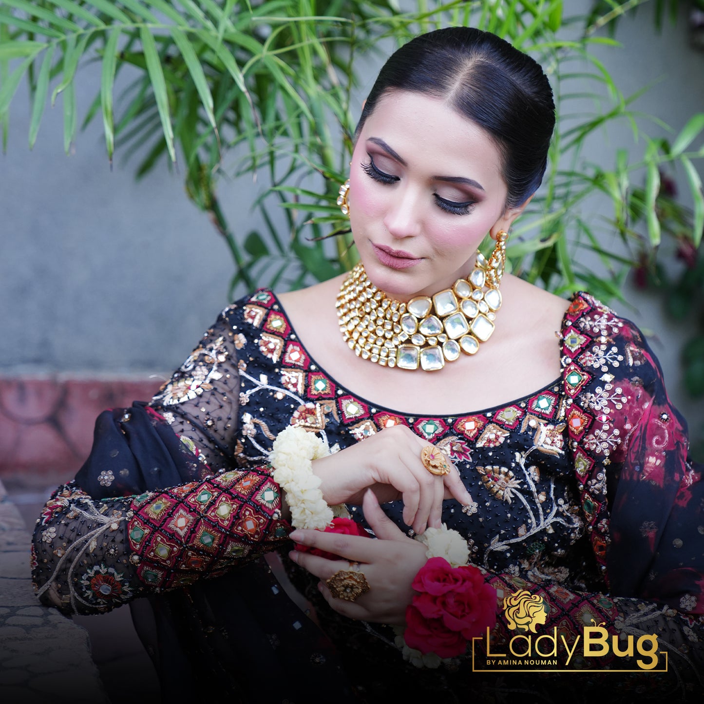 Bridal Bekaneri Kundan Set With Meenakari Back